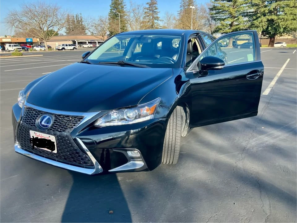 2015 Lexus CT - Image 2 of 13
