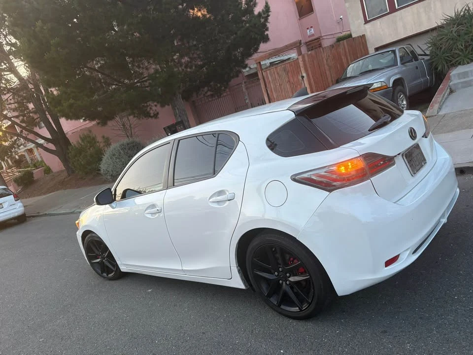 2015 Lexus CT - Image 5 of 5