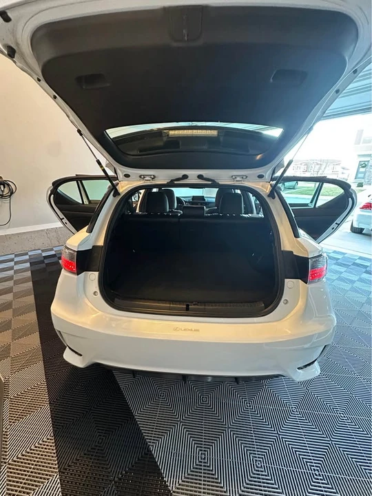 2015 Lexus CT - Image 3 of 11