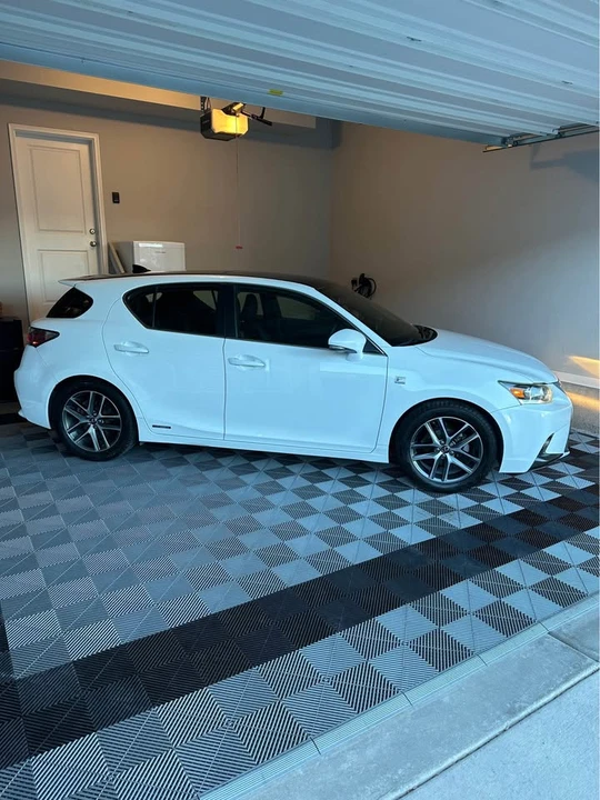 2015 Lexus CT - Image 10 of 11