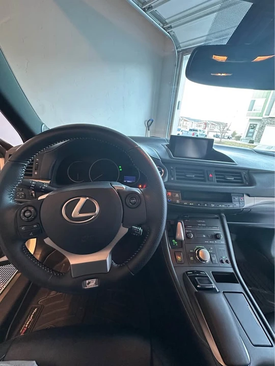 2015 Lexus CT - Image 4 of 11