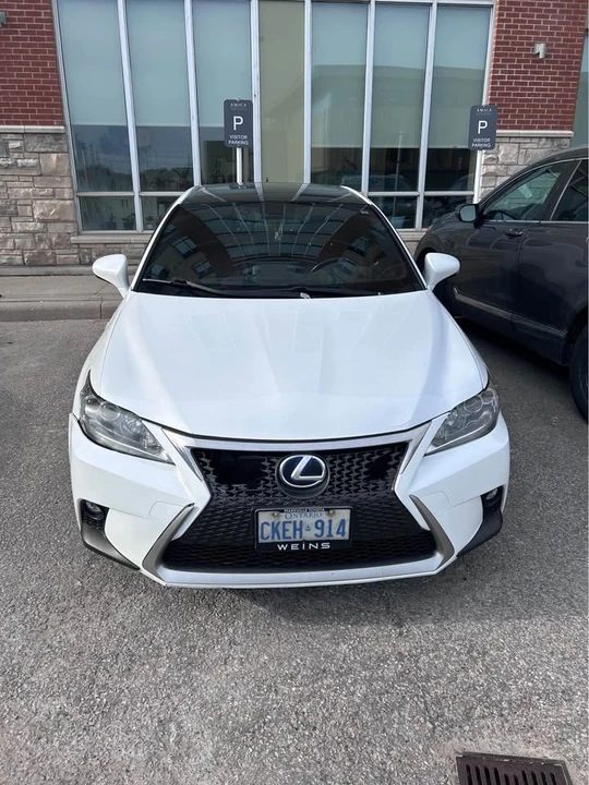 2015 Lexus CT - Image 2 of 4