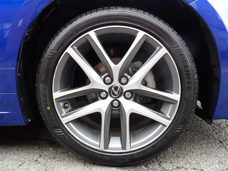 2015 Lexus CT - Image 8 of 20