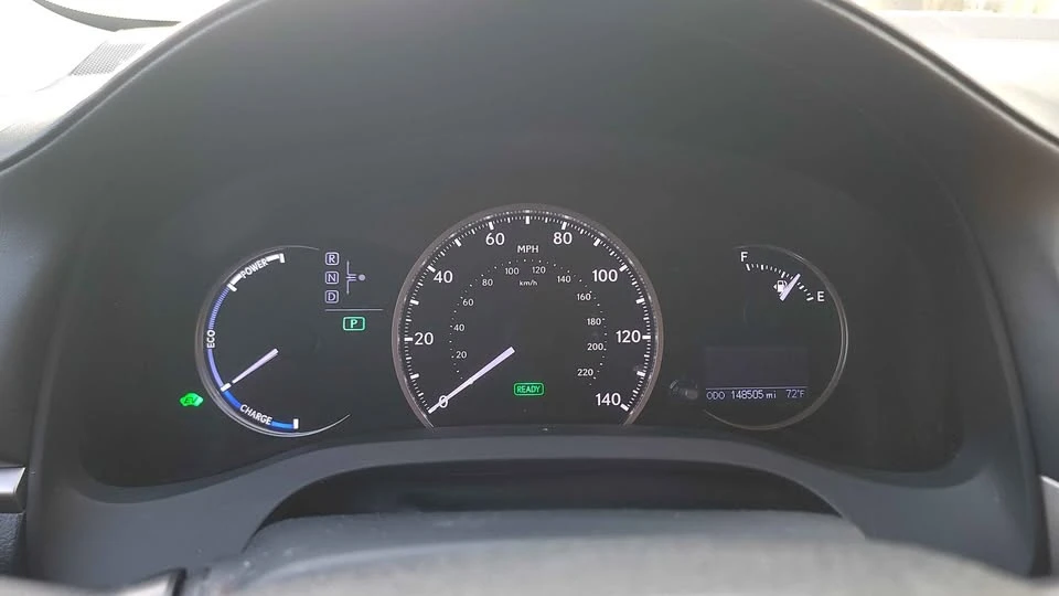 2015 Lexus CT - Image 9 of 10