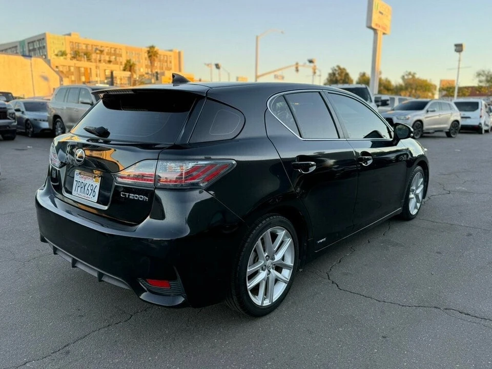 2015 Lexus CT - Image 4 of 21