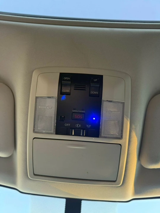 2015 Lexus CT - Image 20 of 21
