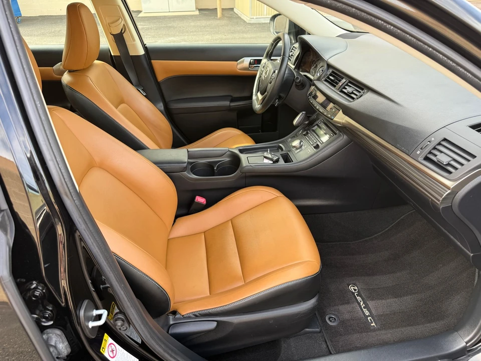 2015 Lexus CT - Image 21 of 21