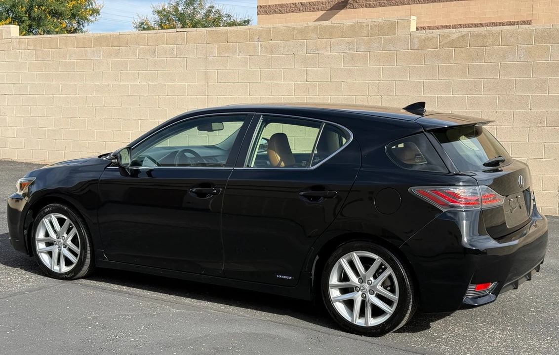 2015 Lexus CT - Image 7 of 21