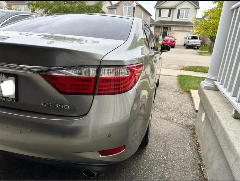 2015 Lexus ES 6th Gen - Image 6 of 13