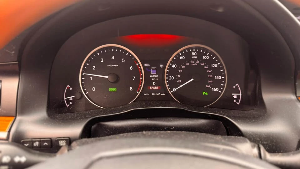 2015 Lexus ES 6th Gen - Image 10 of 14