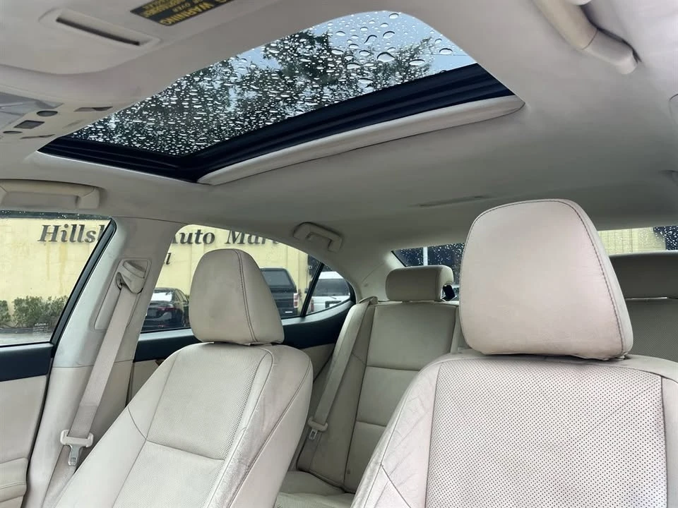 2015 Lexus ES 6th Gen - Image 6 of 20