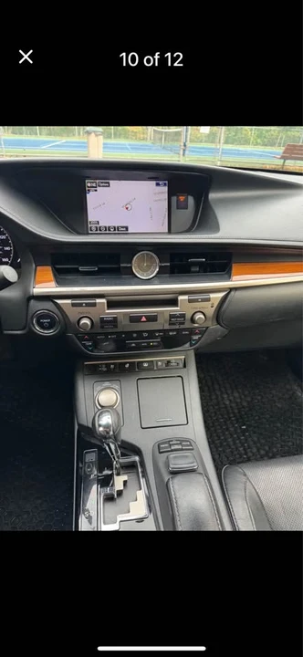 2015 Lexus ES 6th Gen - Image 9 of 18