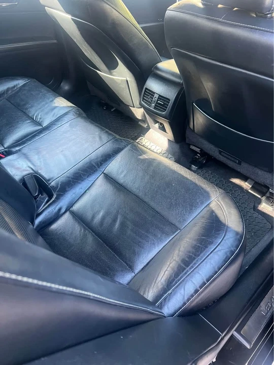 2015 Lexus ES 6th Gen - Image 19 of 20