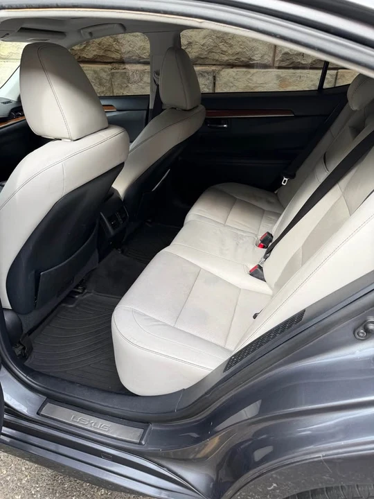 2015 Lexus ES 6th Gen - Image 8 of 14