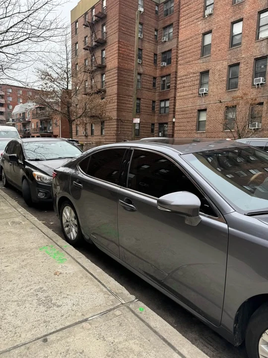 2015 Lexus ES 6th Gen - Image 3 of 4