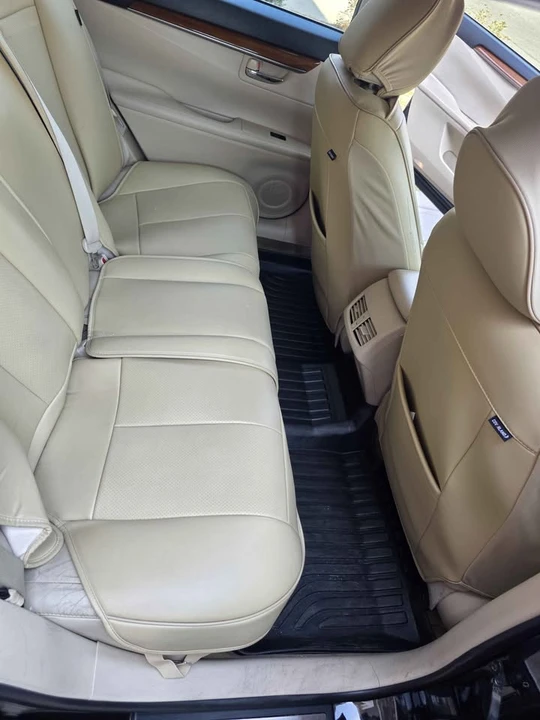 2015 Lexus ES 6th Gen - Image 8 of 16