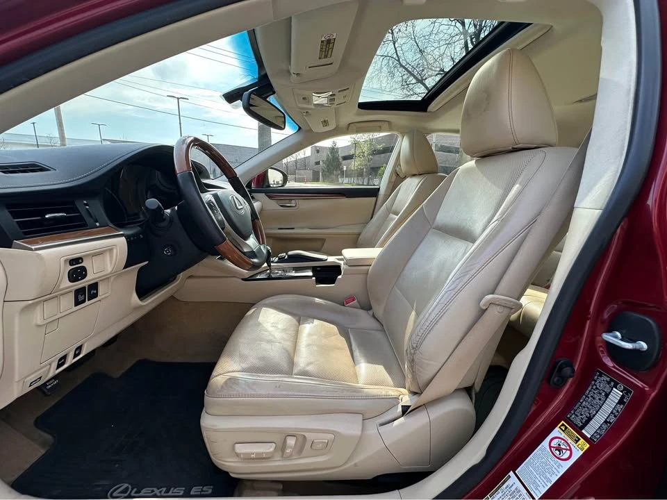 2015 Lexus ES 6th Gen - Image 3 of 7