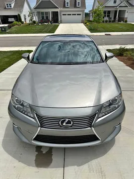 2015 Lexus ES 300h Sedan