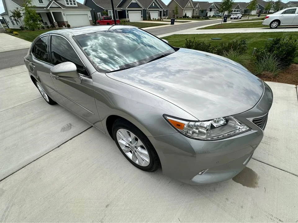 2015 Lexus ES 6th Gen - Image 9 of 9
