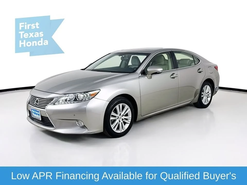 2015 Lexus ES 6th Gen - Image 3 of 19