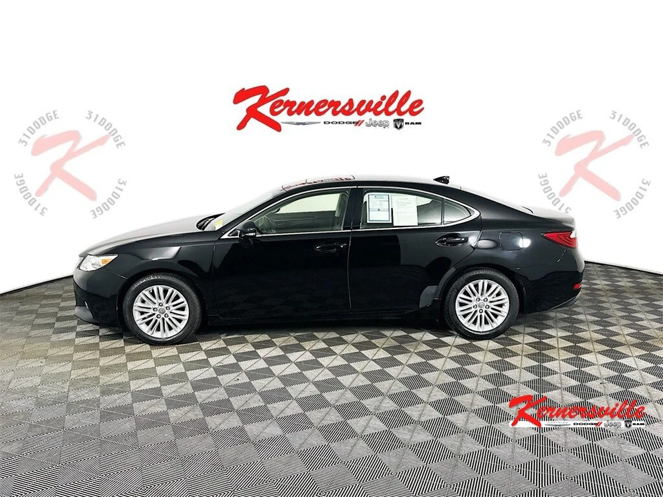 2015 Lexus ES 6th Gen - Image 4 of 21
