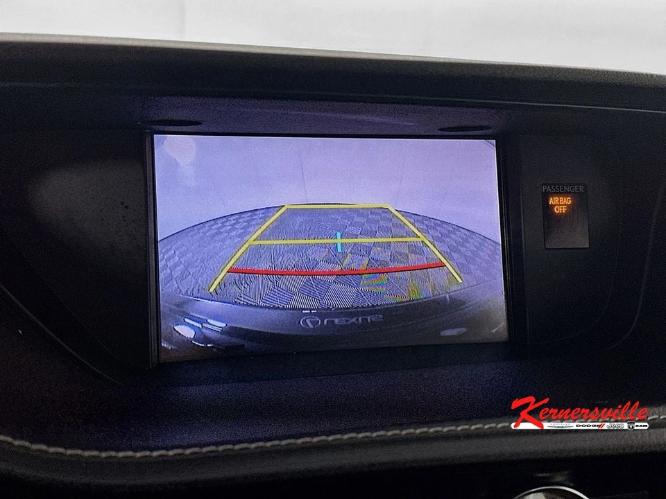 2015 Lexus ES 6th Gen - Image 20 of 21