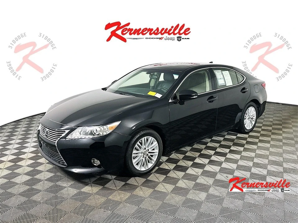 2015 Lexus ES 6th Gen - Image 3 of 21