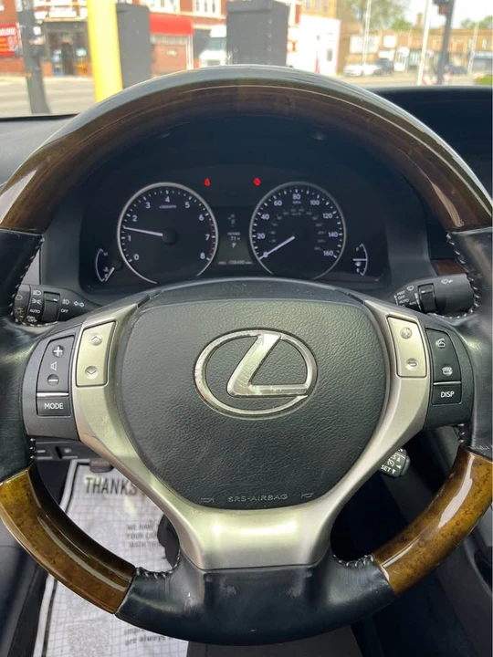 2015 Lexus ES 6th Gen - Image 6 of 11