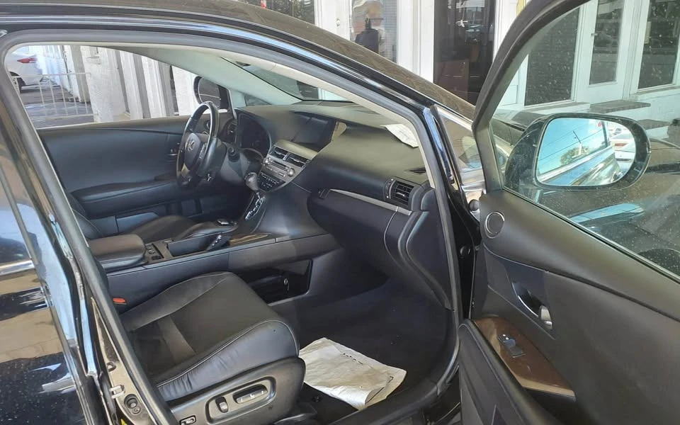 2015 Lexus ES 6th Gen - Image 7 of 10