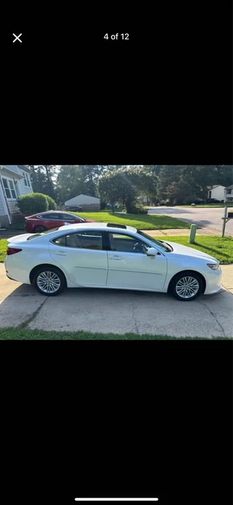 2015 Lexus ES 6th Gen - Image 3 of 11