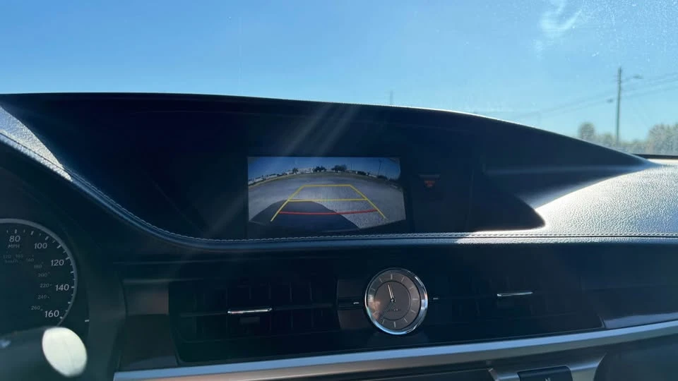 2015 Lexus ES 6th Gen - Image 12 of 12