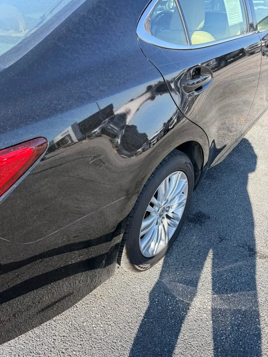 2015 Lexus ES 6th Gen - Image 5 of 6