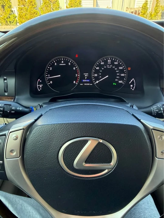 2015 Lexus ES 6th Gen - Image 9 of 9