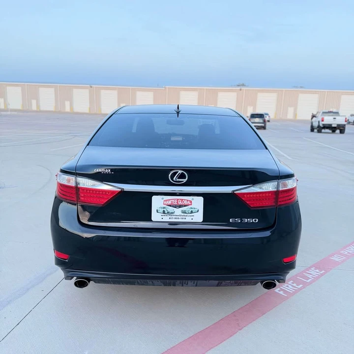 2015 Lexus ES 6th Gen - Image 6 of 18