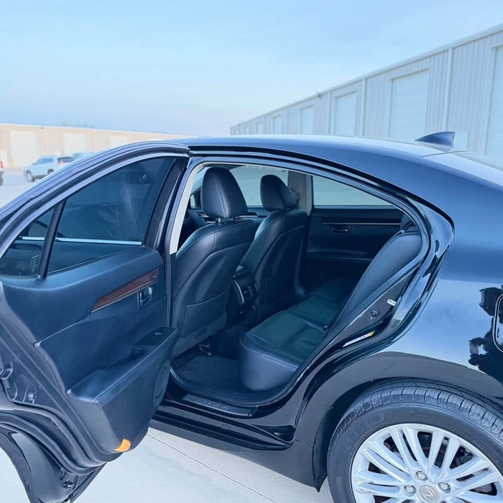2015 Lexus ES 6th Gen - Image 2 of 18