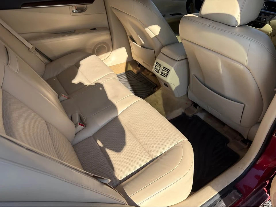 2015 Lexus ES 6th Gen - Image 12 of 20