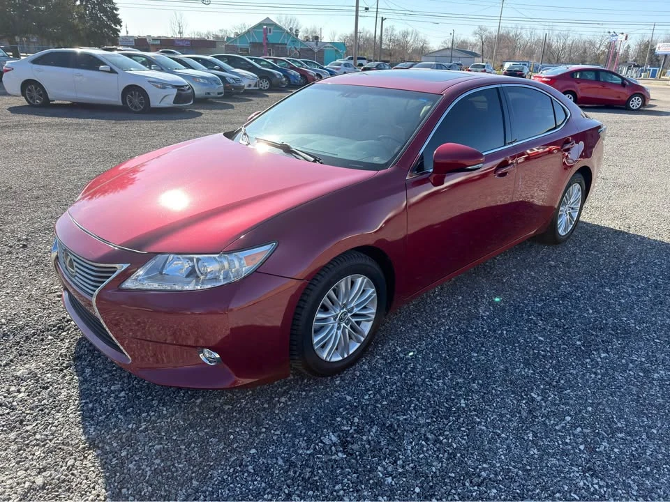 2015 Lexus ES 6th Gen - Image 3 of 20