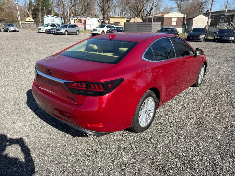 2015 Lexus ES 6th Gen - Image 7 of 20