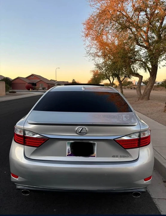 2015 Lexus ES 6th Gen - Image 4 of 9