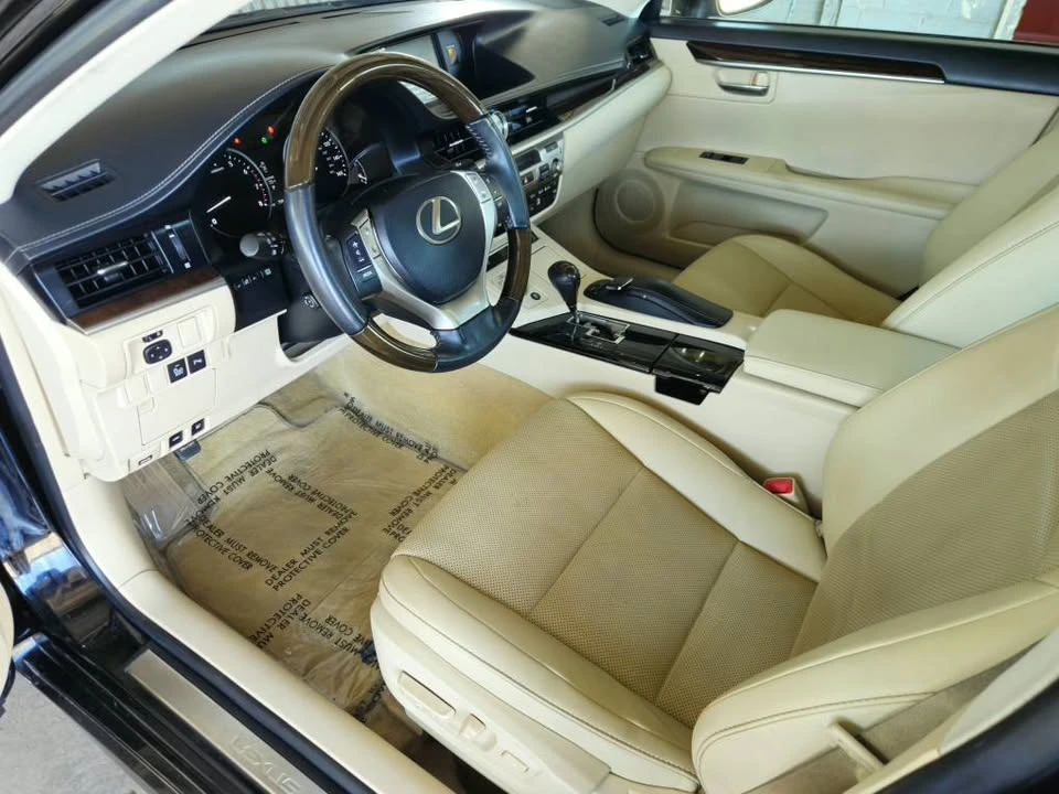 2015 Lexus ES 6th Gen - Image 10 of 19