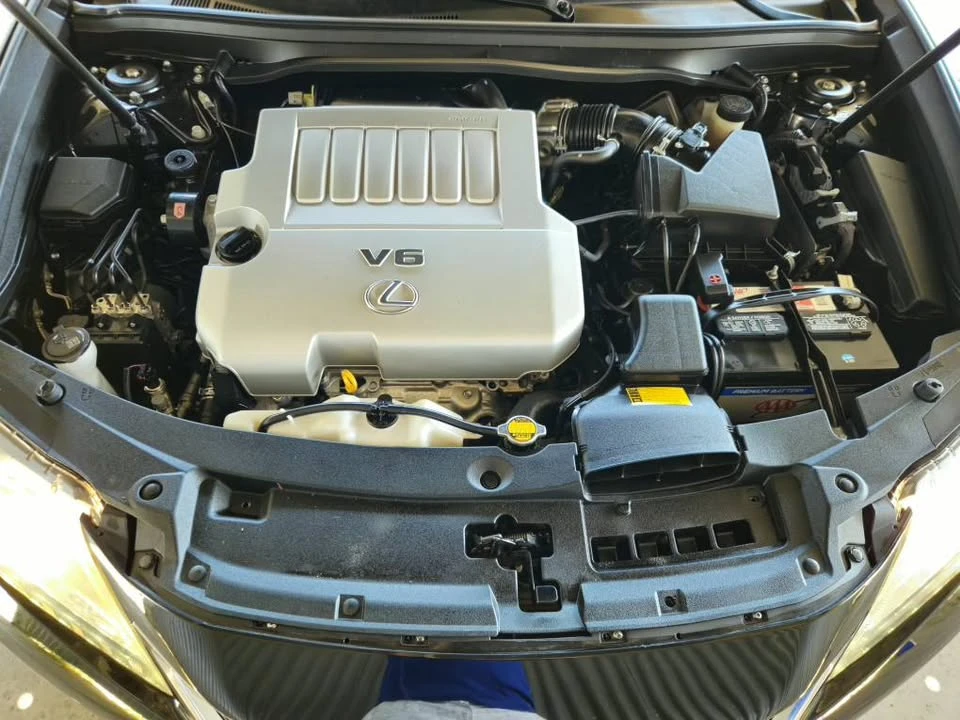 2015 Lexus ES 6th Gen - Image 17 of 19