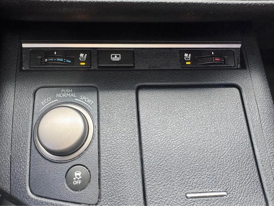 2015 Lexus ES 6th Gen - Image 19 of 19