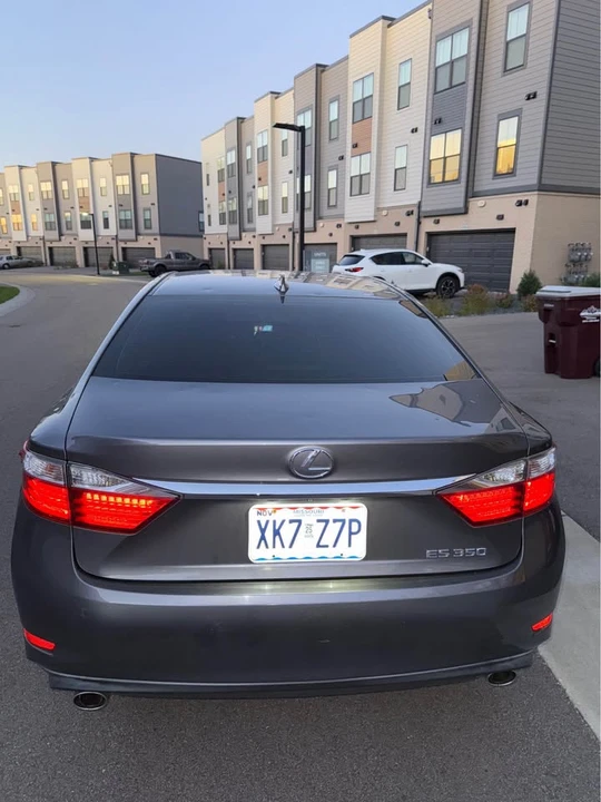 2015 Lexus ES 6th Gen - Image 4 of 20