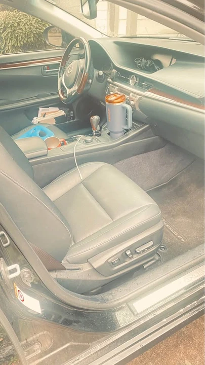 2015 Lexus ES 6th Gen - Image 9 of 9