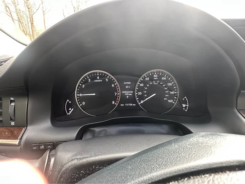 2015 Lexus ES 6th Gen - Image 15 of 18