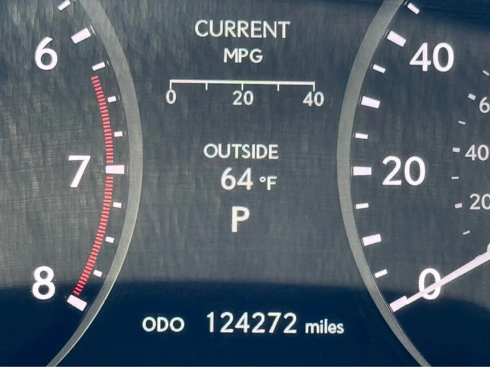 2015 Lexus ES 6th Gen - Image 10 of 10