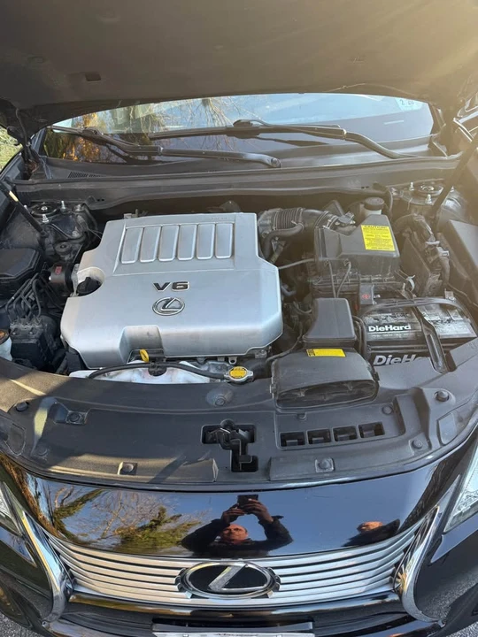 2015 Lexus ES 6th Gen - Image 4 of 7