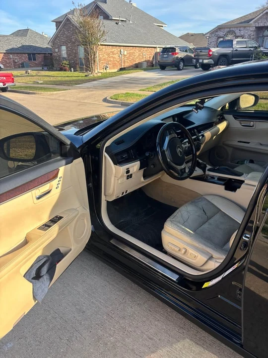 2015 Lexus ES 6th Gen - Image 5 of 14