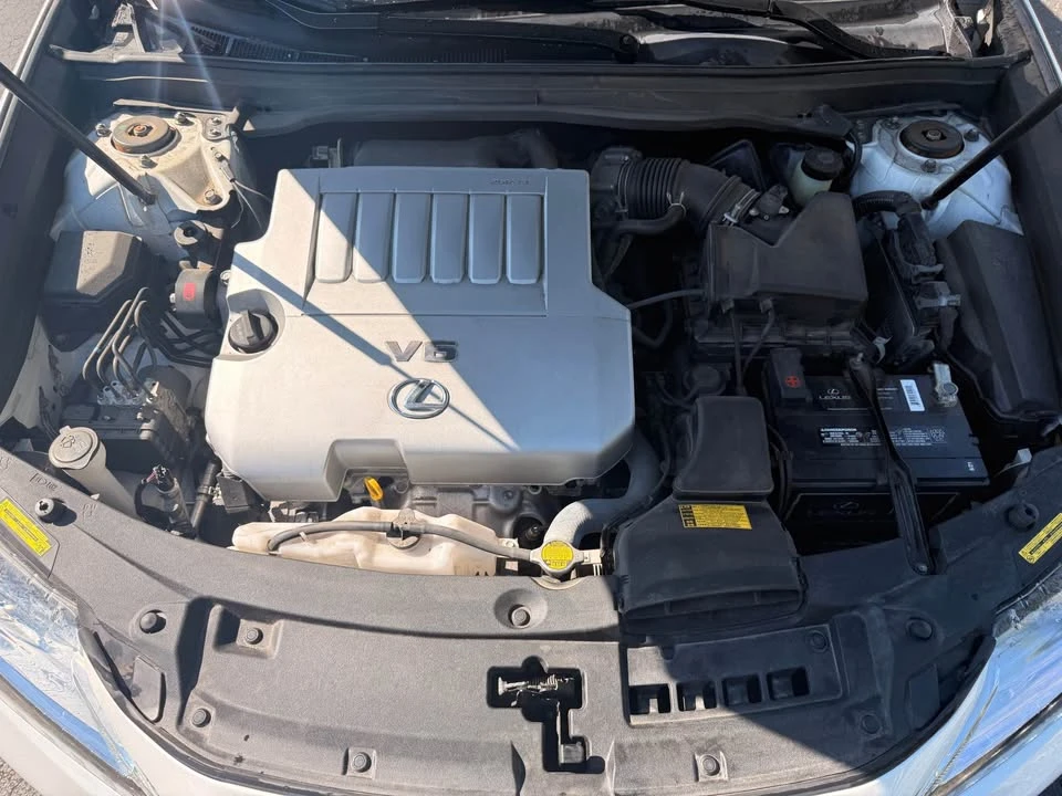 2015 Lexus ES 6th Gen - Image 7 of 19