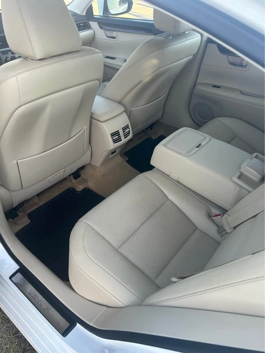 2015 Lexus ES 6th Gen - Image 7 of 15